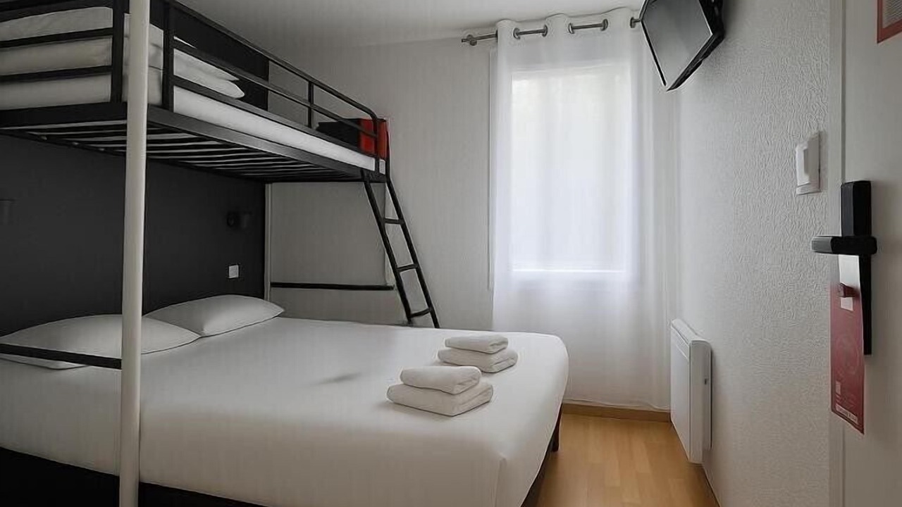 Photo of Bedroom in Limoges