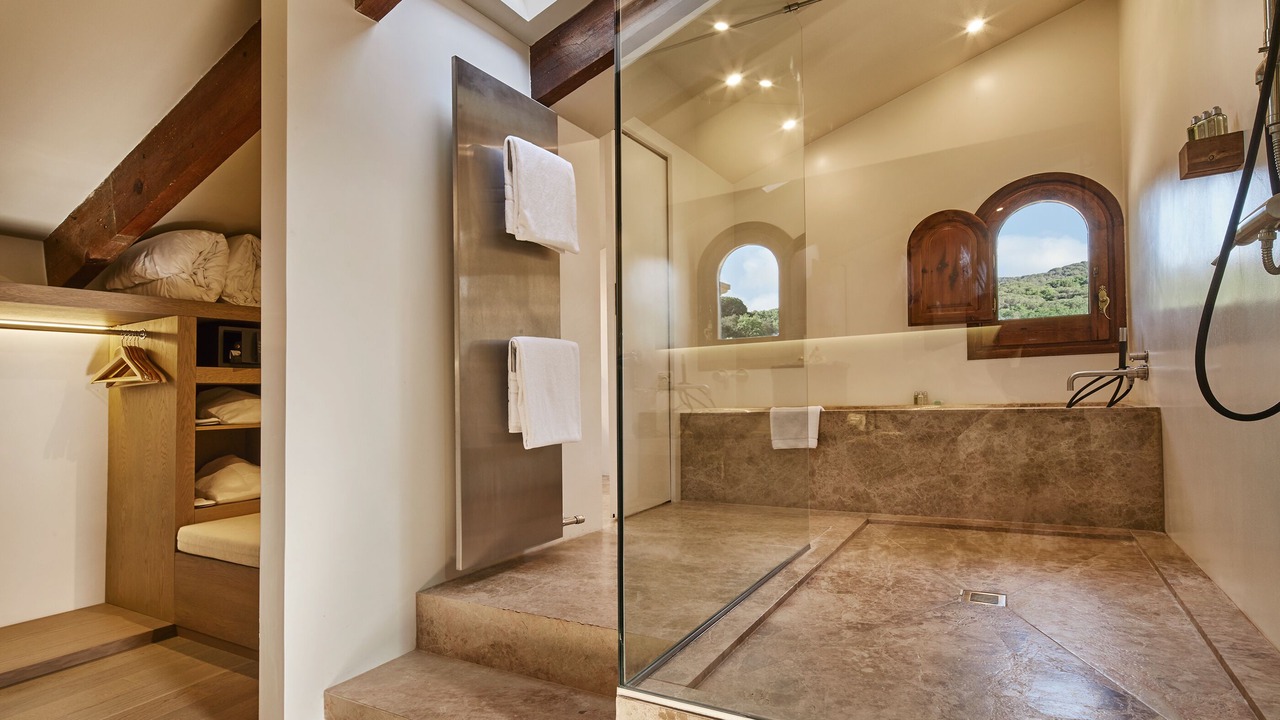 Photo of Bathroom in Vallromanes