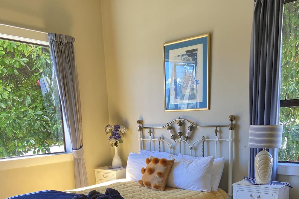 Photo of Bedroom in Reefton