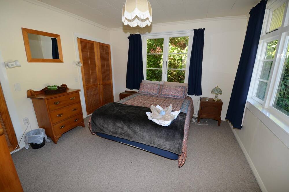 Photo of Bedroom in Reefton