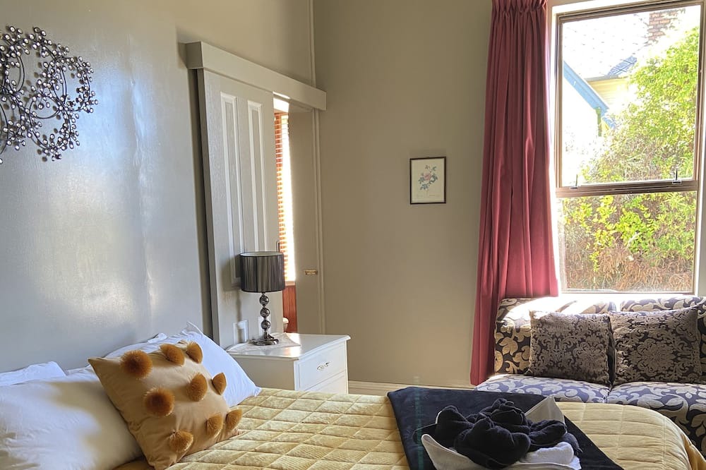 Photo of Bedroom in Reefton