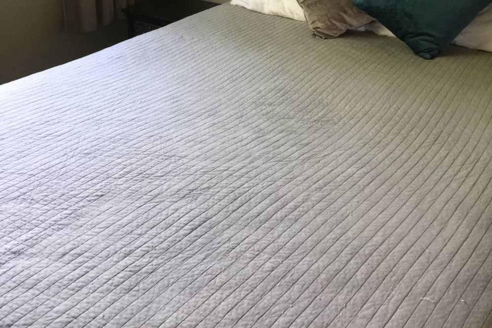 Photo of Bedroom in Reefton