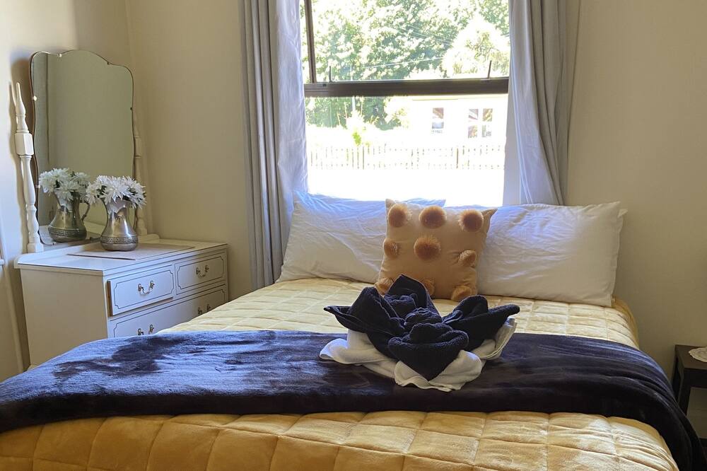 Photo of Bedroom in Reefton