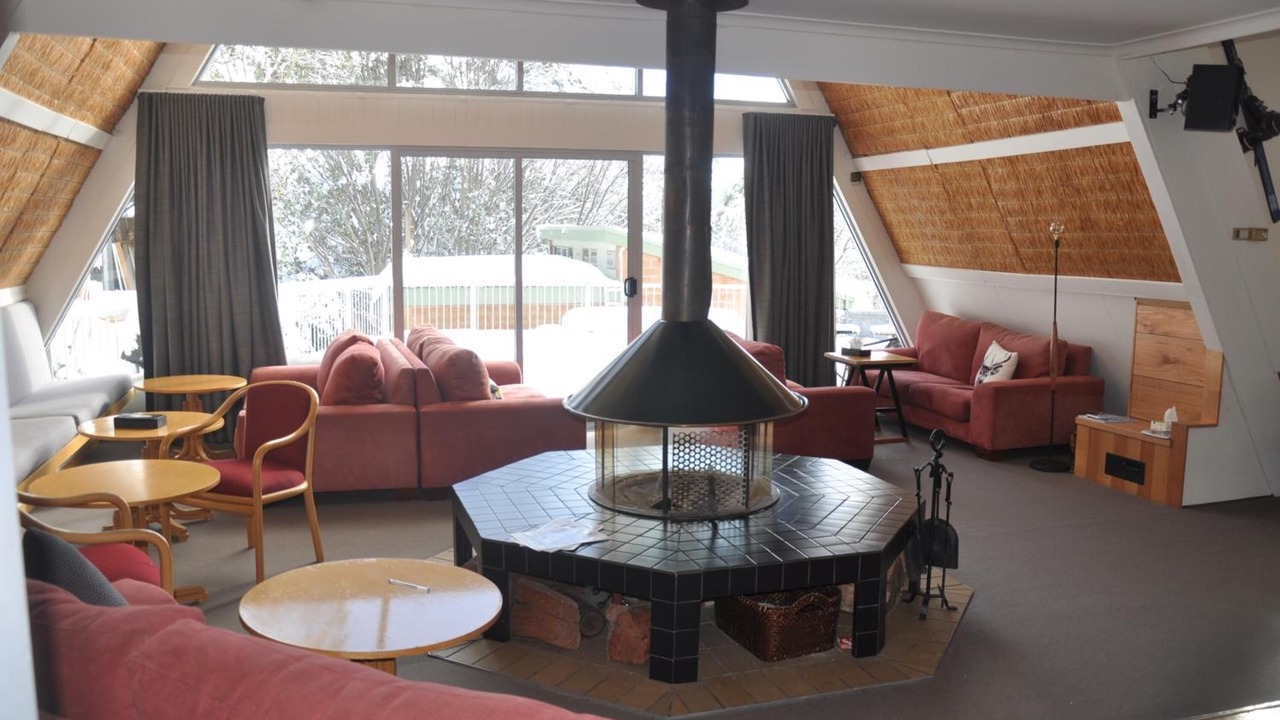 Photo of Livingroom in Falls Creek