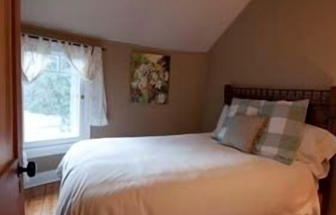 Photo of Bedroom in Trent Hills