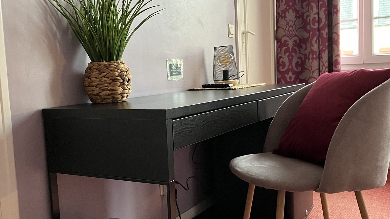 Photo of Bedroom in Deauville City Centre