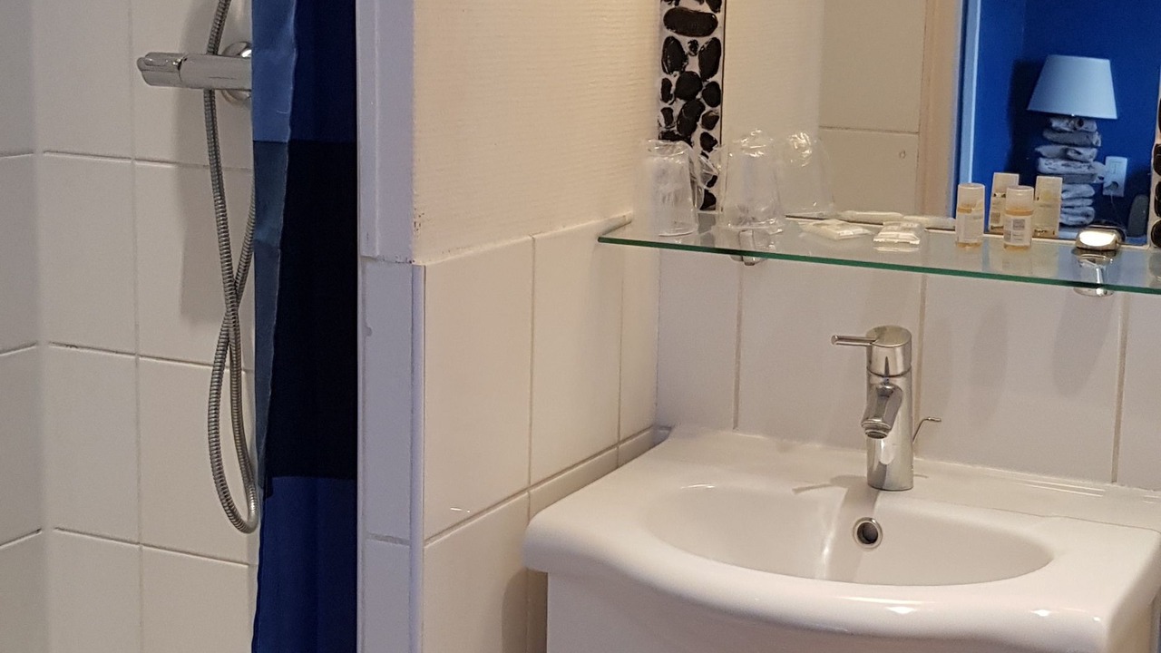 Photo of Bathroom in Deauville City Centre