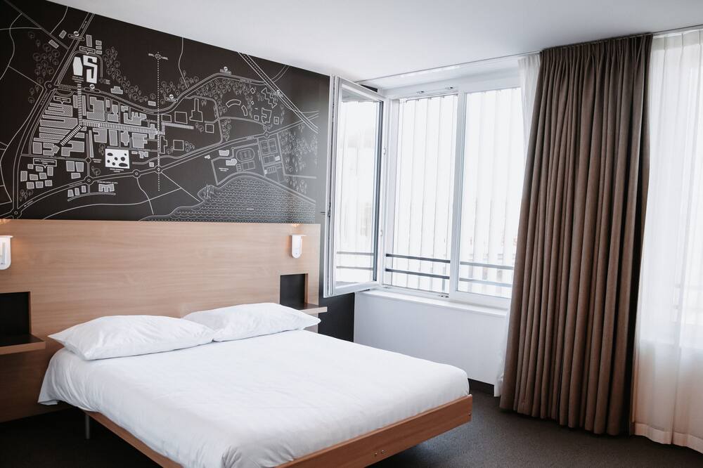 Photo of Bedroom in Ecublens
