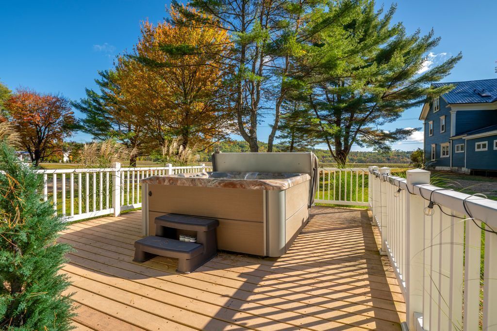 Photo of Outdoor in Bethel