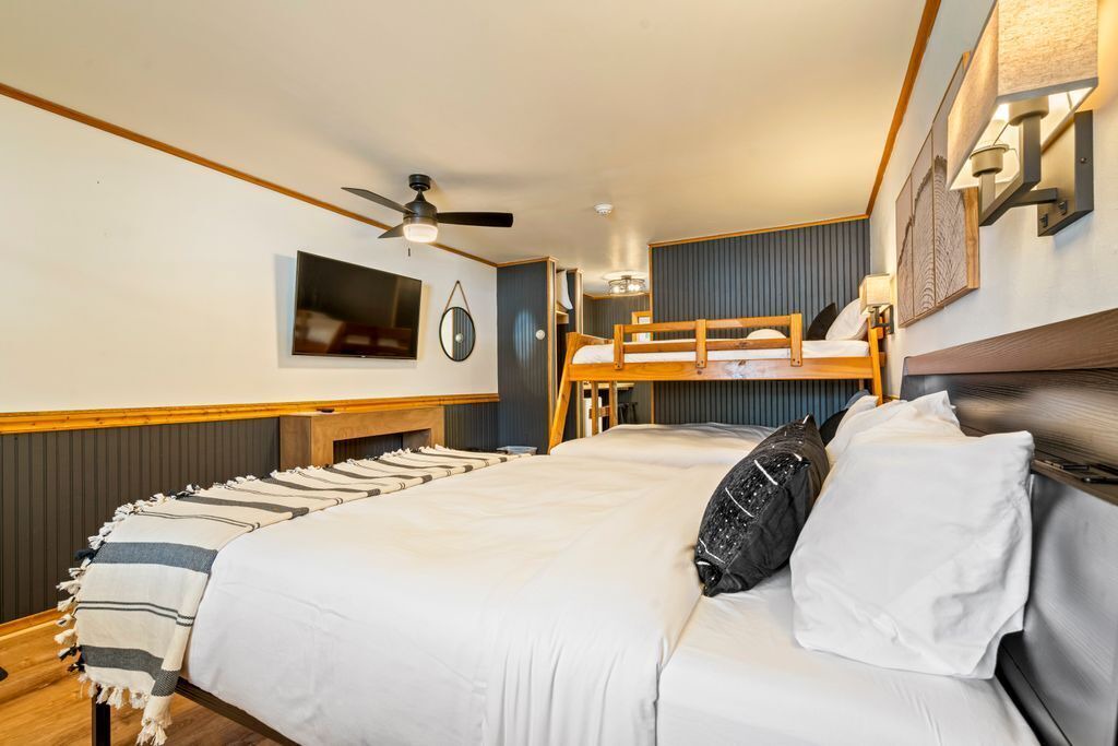 Photo of Bedroom in Bethel