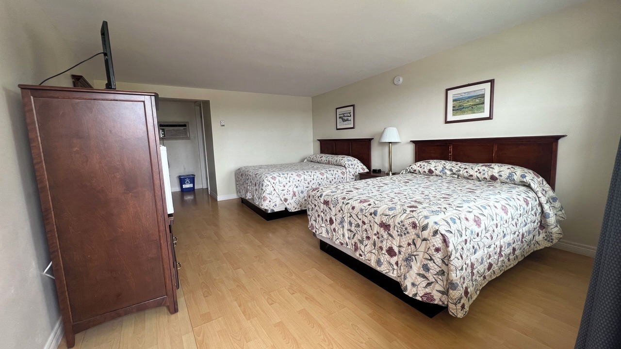 Photo of Bedroom in Green Gables