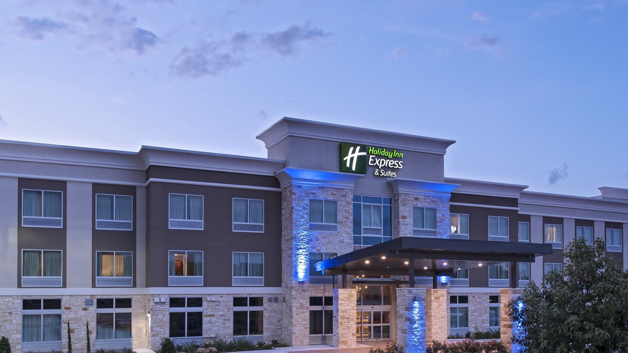 Photo of Buildings in Grandview Hills
