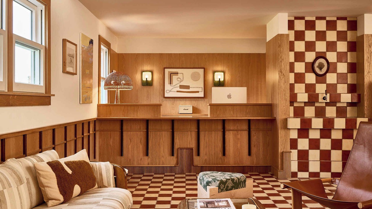 Photo of Others in Brant Point