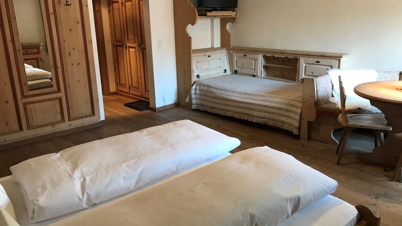 Photo of Bedroom in Zuoz