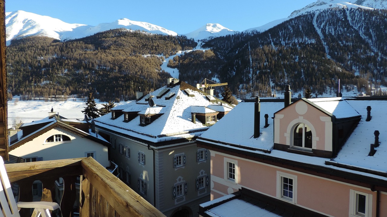 Photo of Buildings in Zuoz