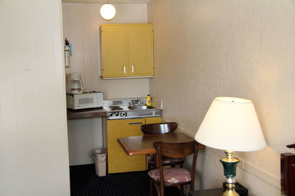 Photo of Kitchen in Owen Sound