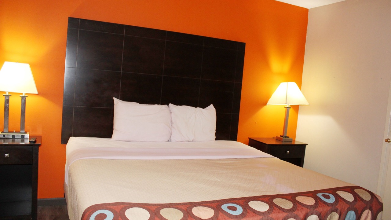 Photo of Bedroom in Huntington