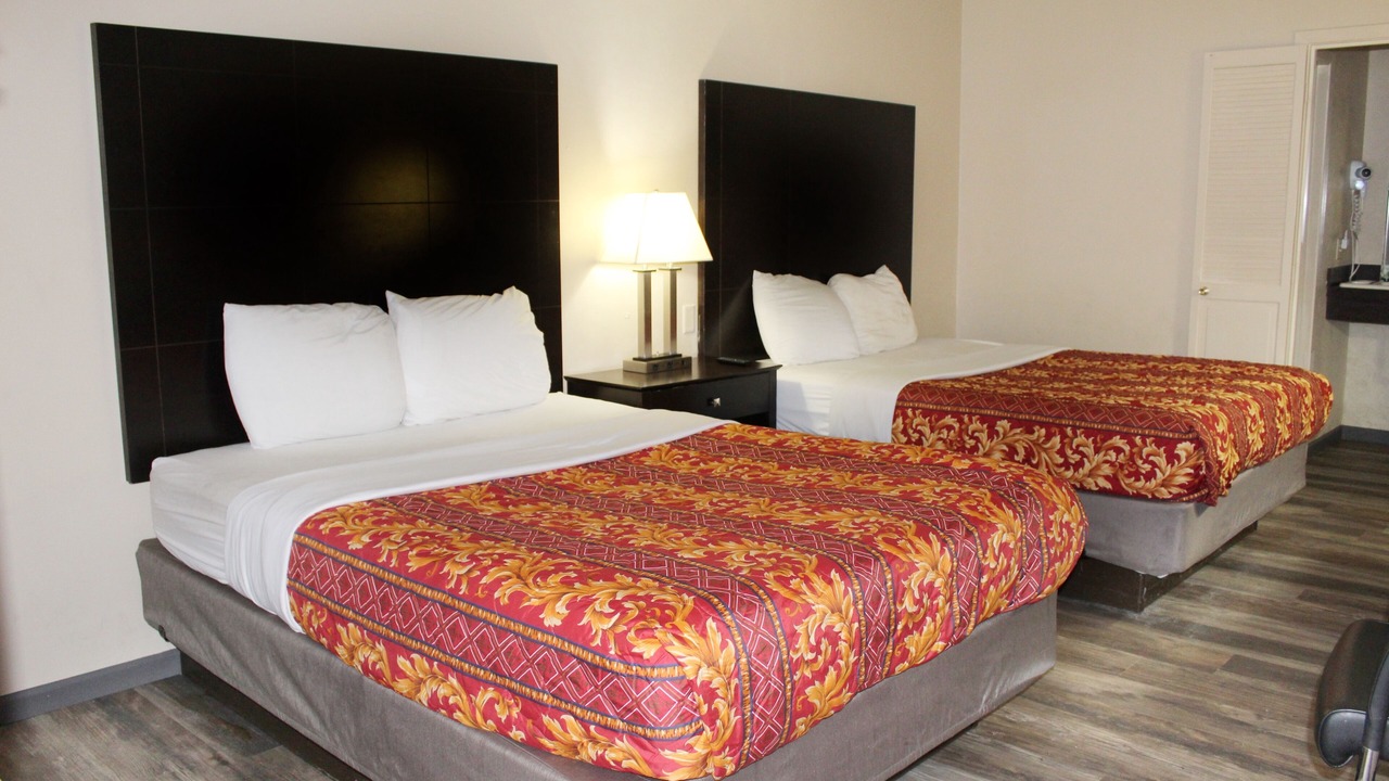 Photo of Bedroom in Huntington