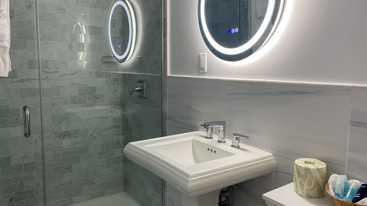 Photo of Bathroom in Ocean Beach