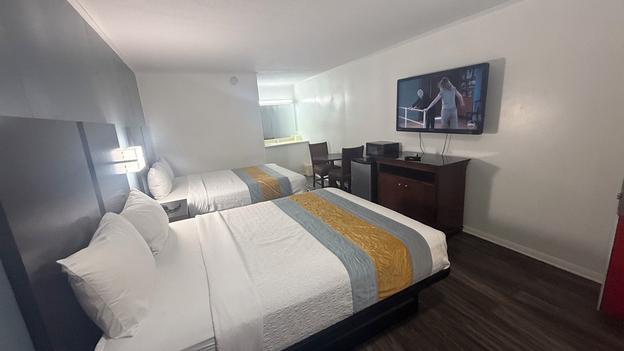 Photo of Others in Calhoun