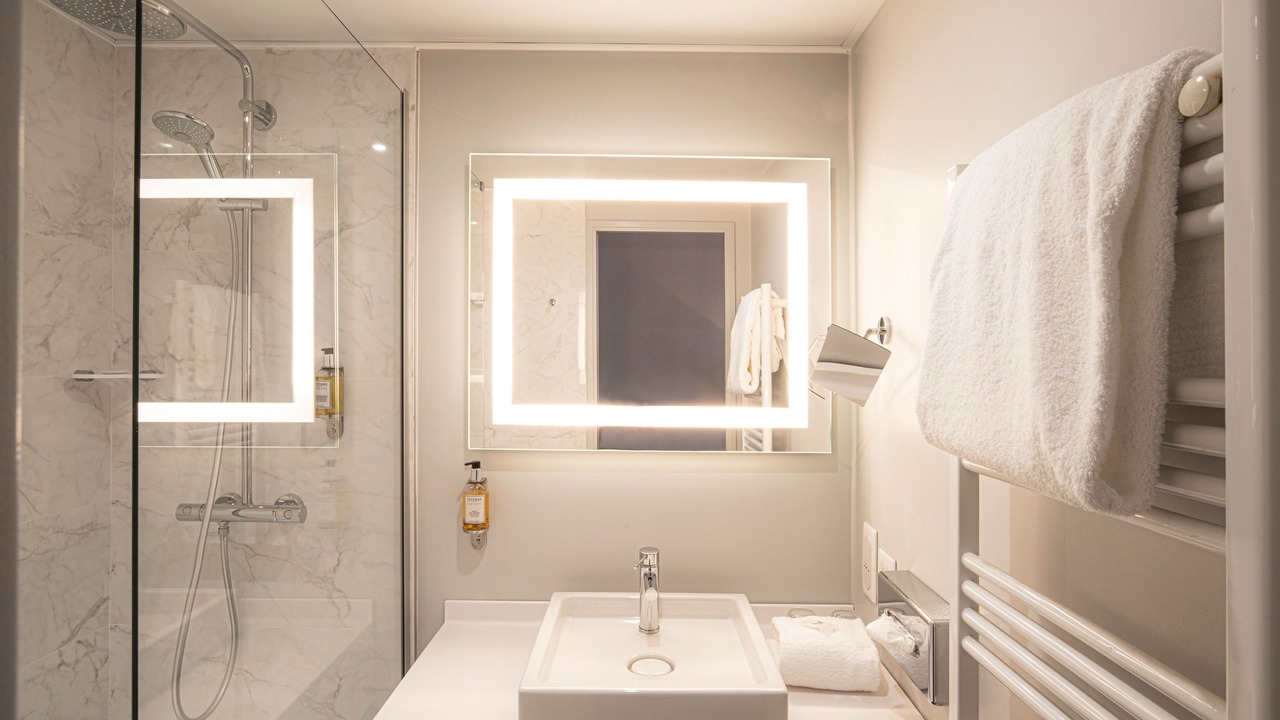 Photo of Bedroom in Saint-Cloud