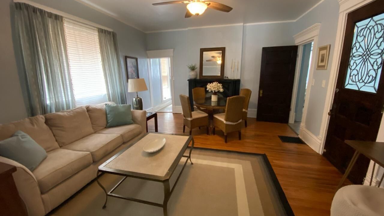 Photo of Livingroom in Logansport