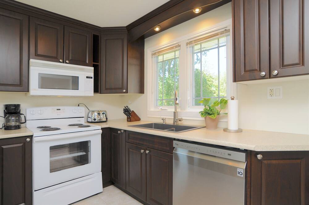 Photo of Kitchen in Carrying Place