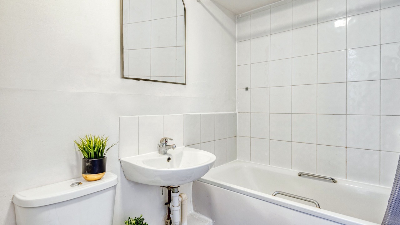 Photo of Bathroom in Sands End