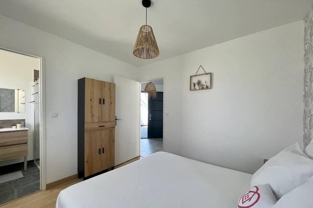 Photo of Others in Asnelles