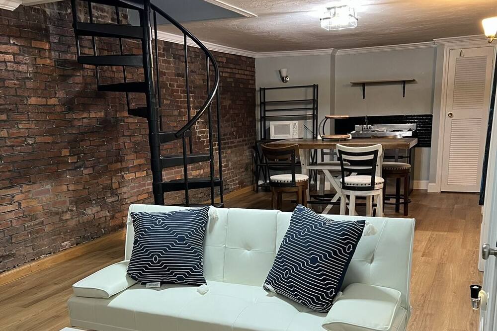 Photo of Livingroom in Dorchester