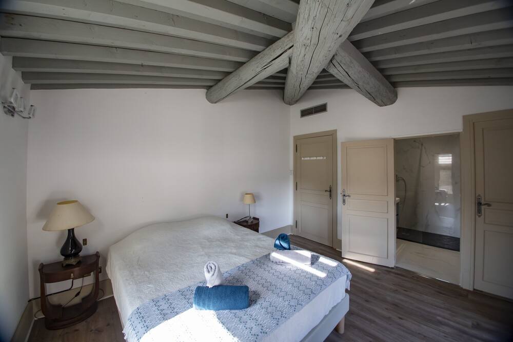 Photo of Bedroom in Arles