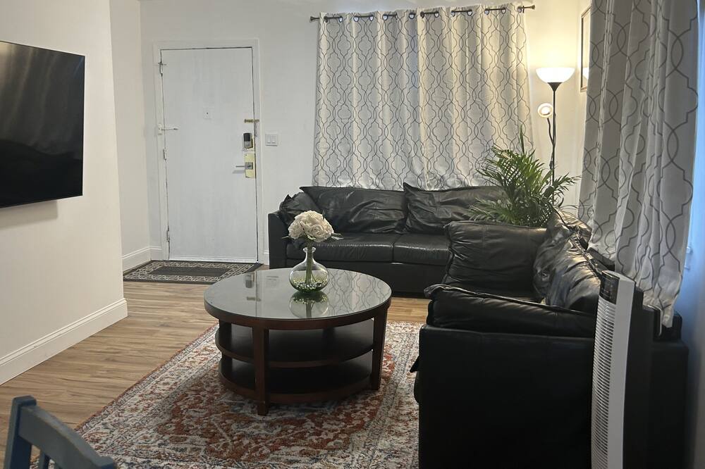 Photo of Livingroom in Hackensack