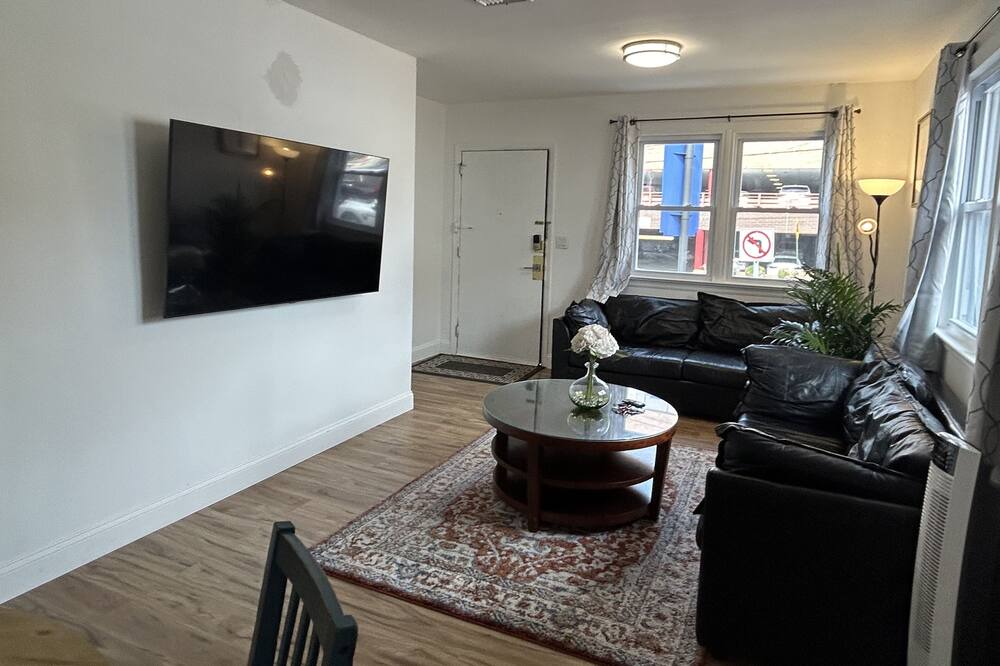 Photo of Livingroom in Hackensack