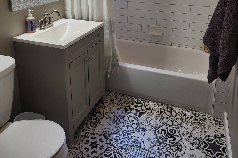 Photo of Bathroom in Nevada City