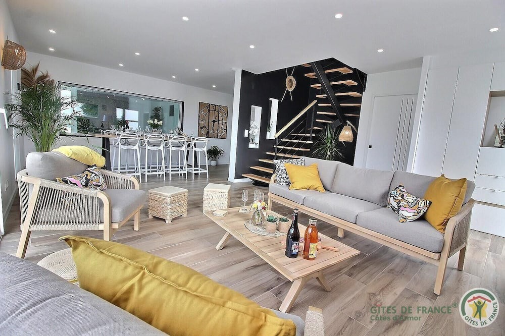 Photo of Livingroom in Saint-Bihy