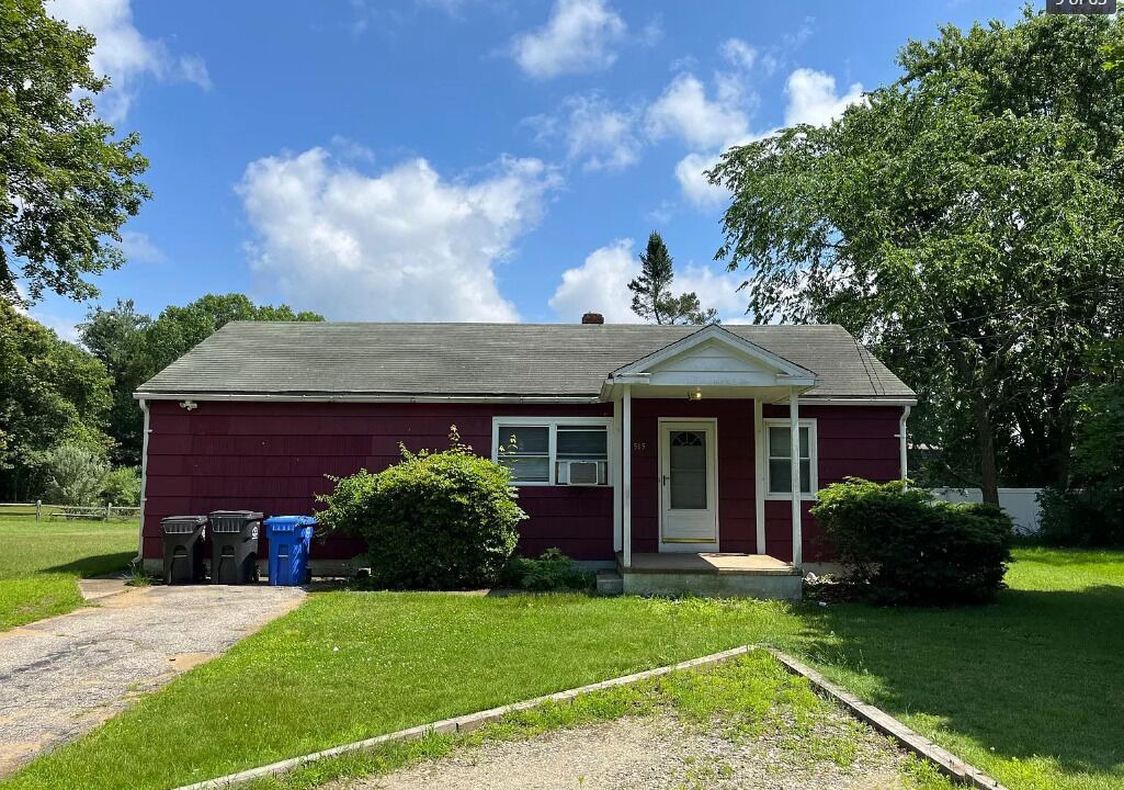 Photo of Outdoor in Mansfield Depot