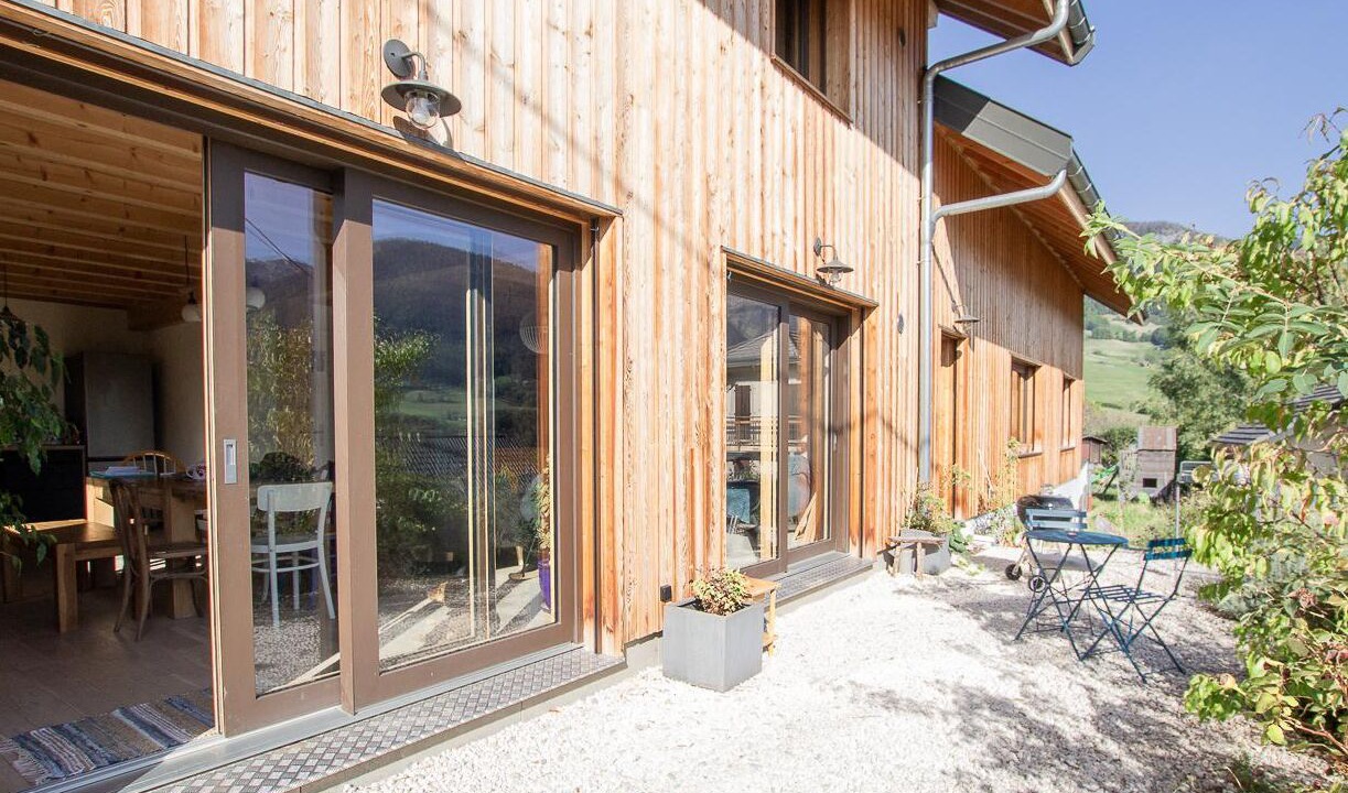 Photo of Patio Balcony in Bellecombe-en-Beauges