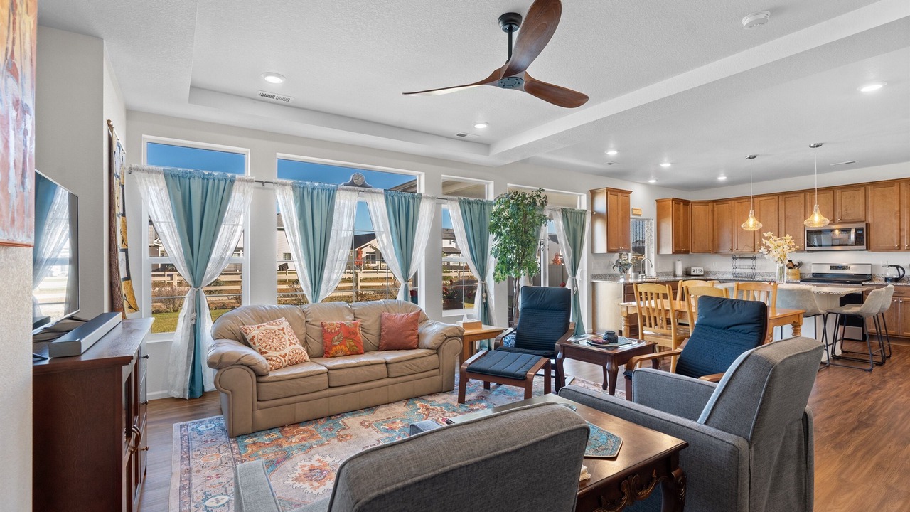 Photo of Livingroom in Johnstown