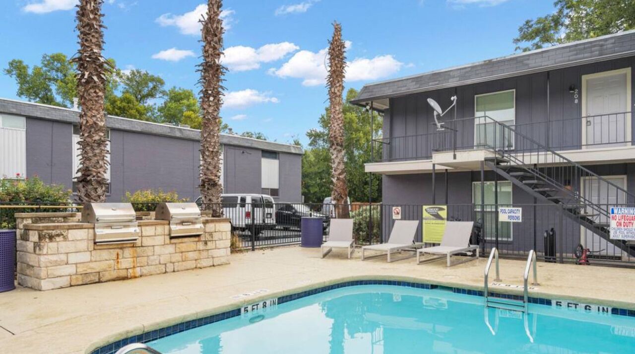 Photo of Outdoor in Cherrywood