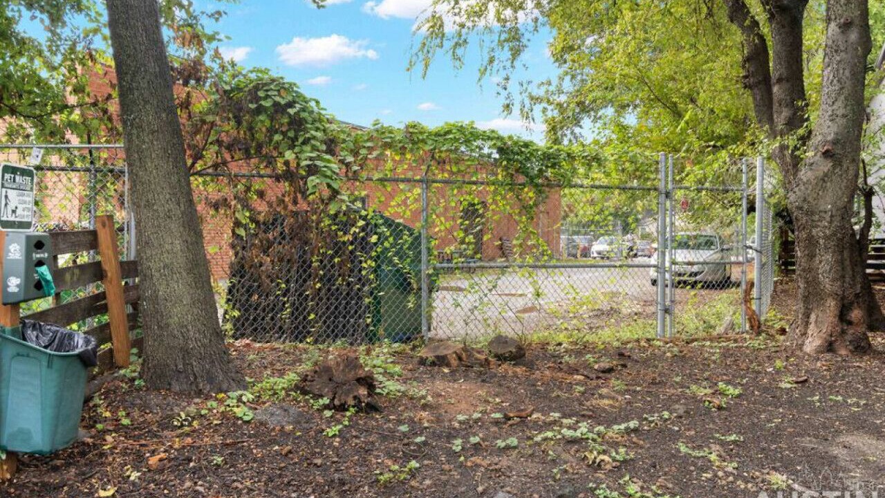 Photo of Outdoor in Cherrywood