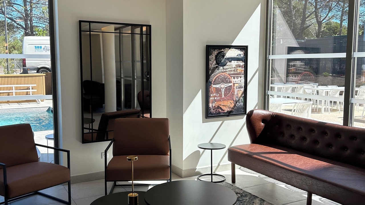 Photo of Others in Signes