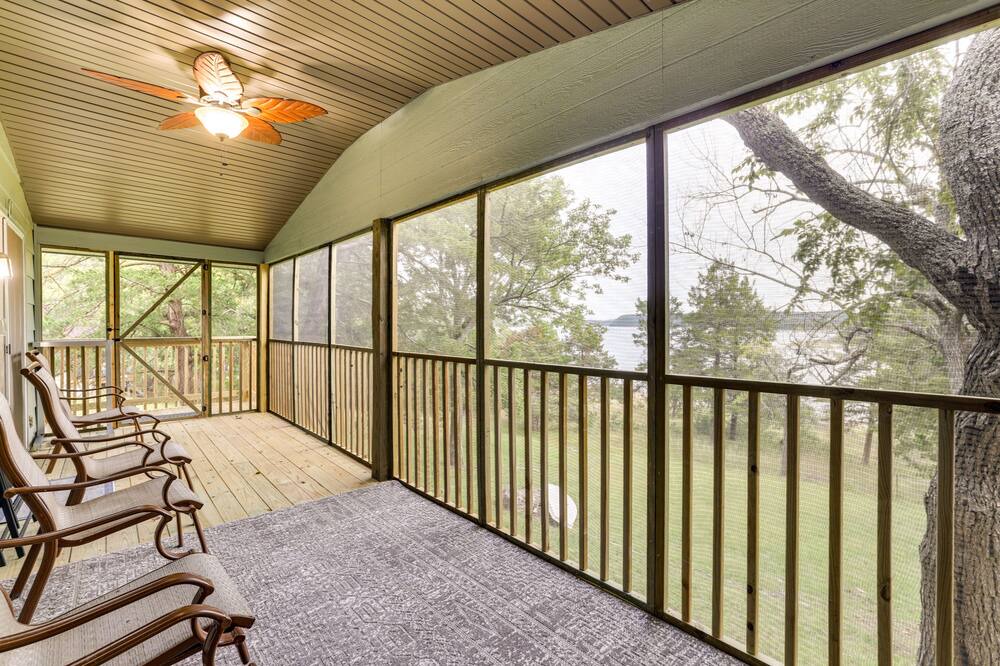 Photo of Outdoor in Lost Bridge Village