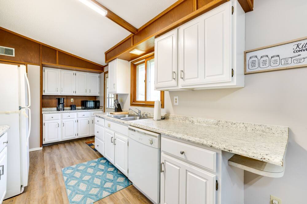 Photo of Kitchen in Lost Bridge Village