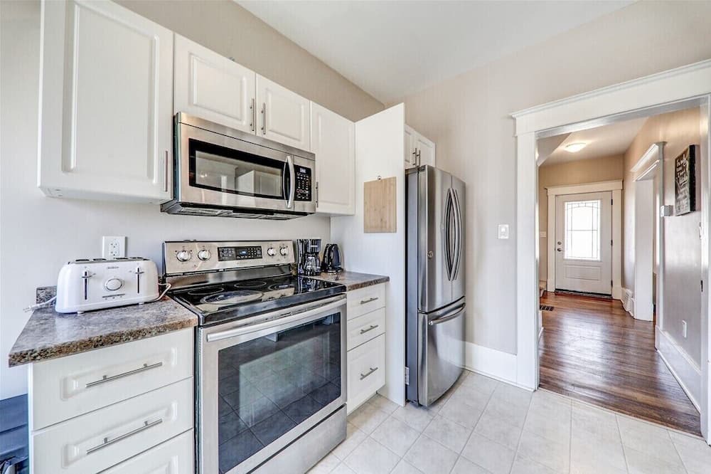 Photo of Kitchen in Oshawa