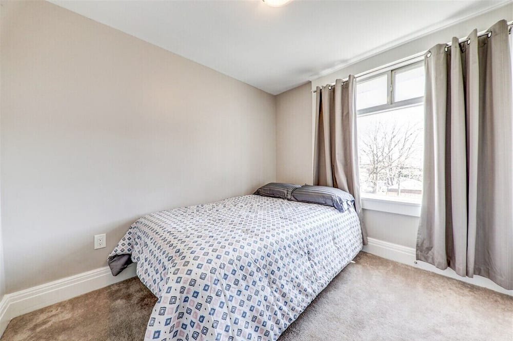Photo of Bedroom in Oshawa