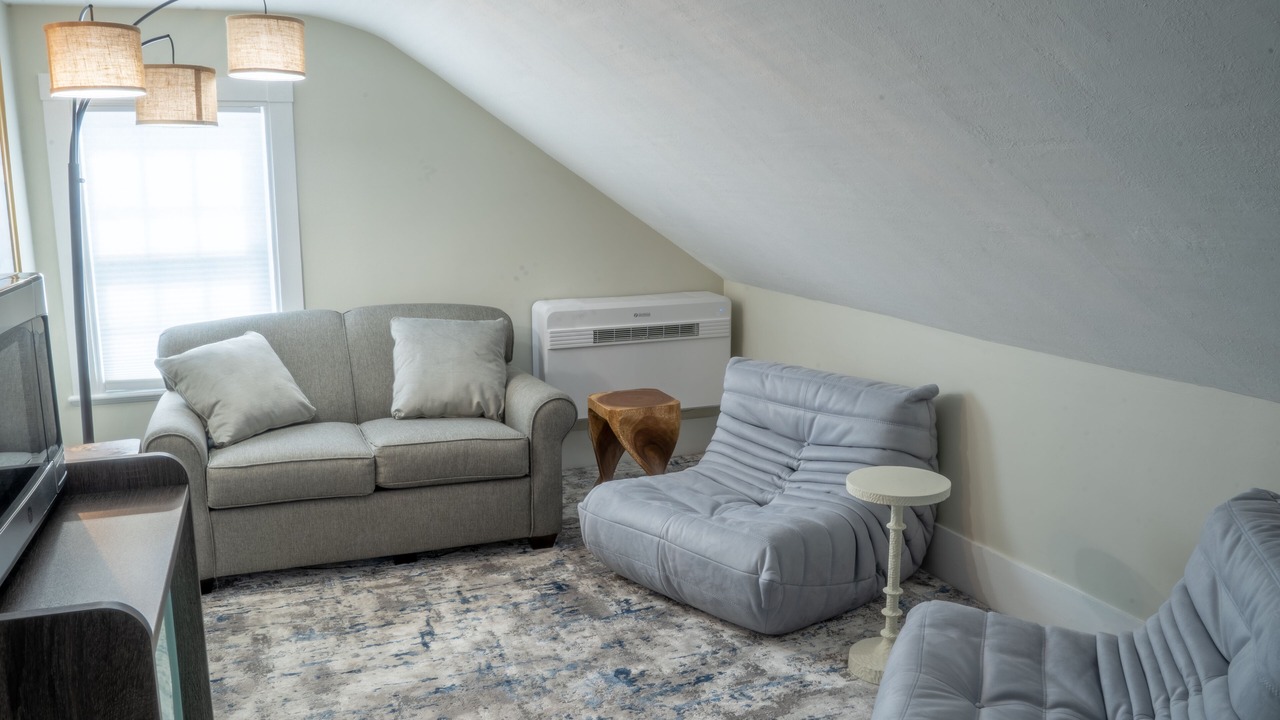 Photo of Others in Hampton