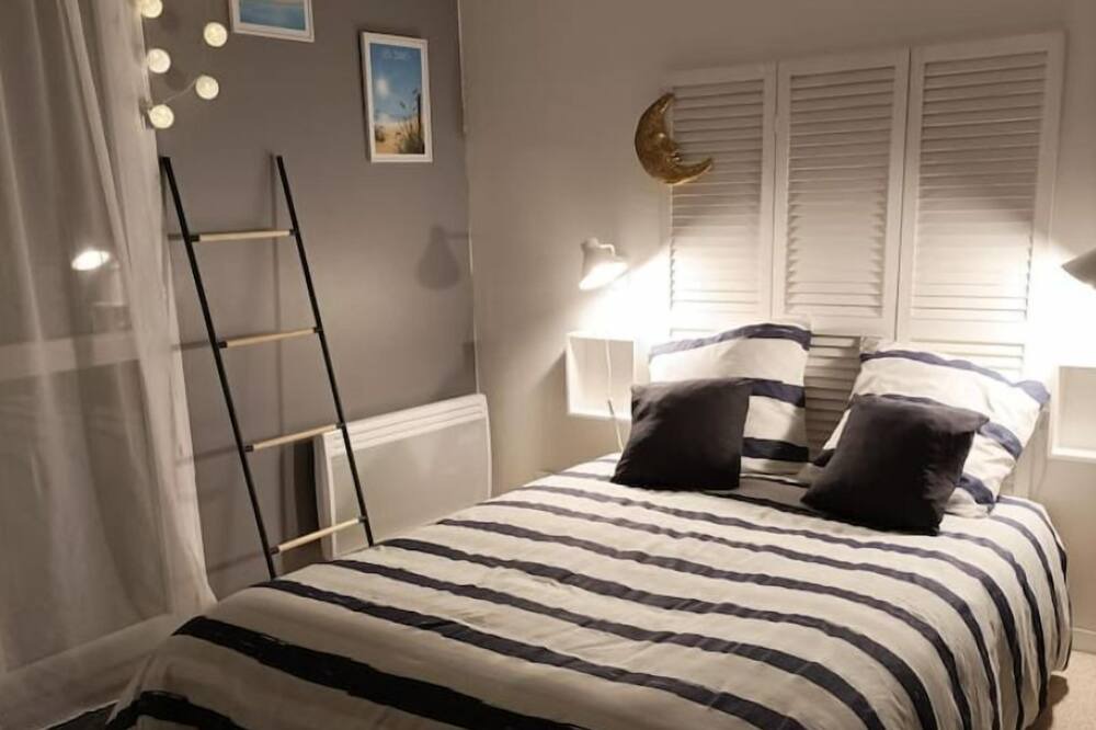 Photo of Bedroom in Mignaloux-Beauvoir