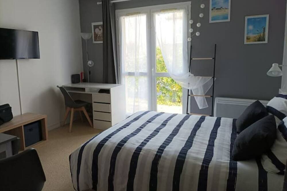 Photo of Bedroom in Mignaloux-Beauvoir