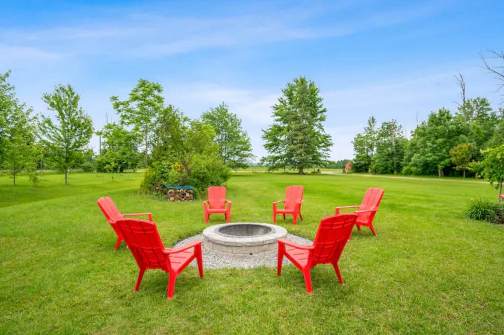 Photo of Outdoor in Virgil