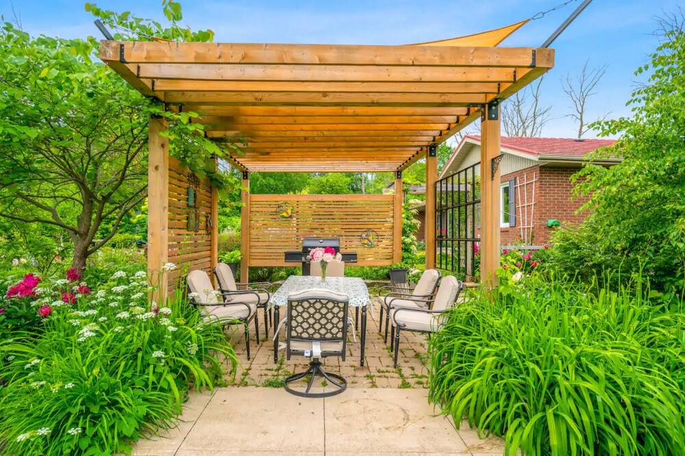 Photo of Patio Balcony in Virgil